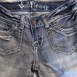 NWOT Wallflower Jeans